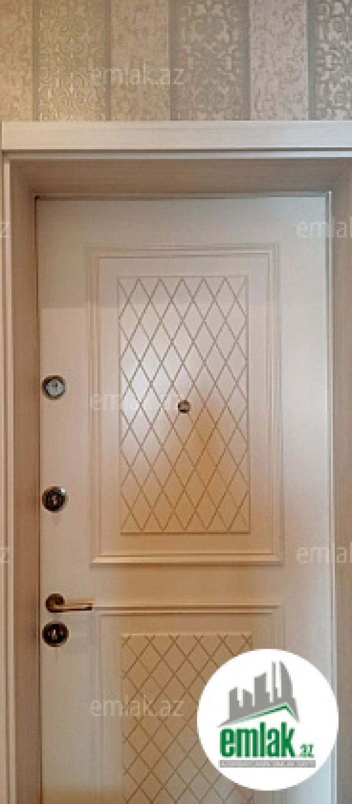 Satılır 3 otaqlı yeni tikili 155 m²