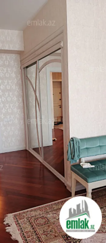 Satılır 3 otaqlı yeni tikili 155 m²