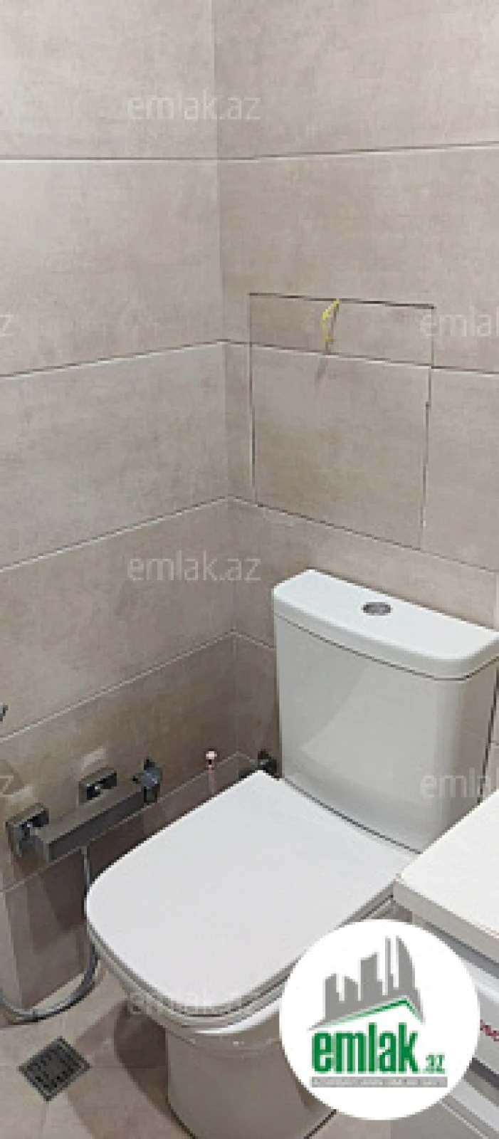 Satılır 3 otaqlı yeni tikili 155 m²