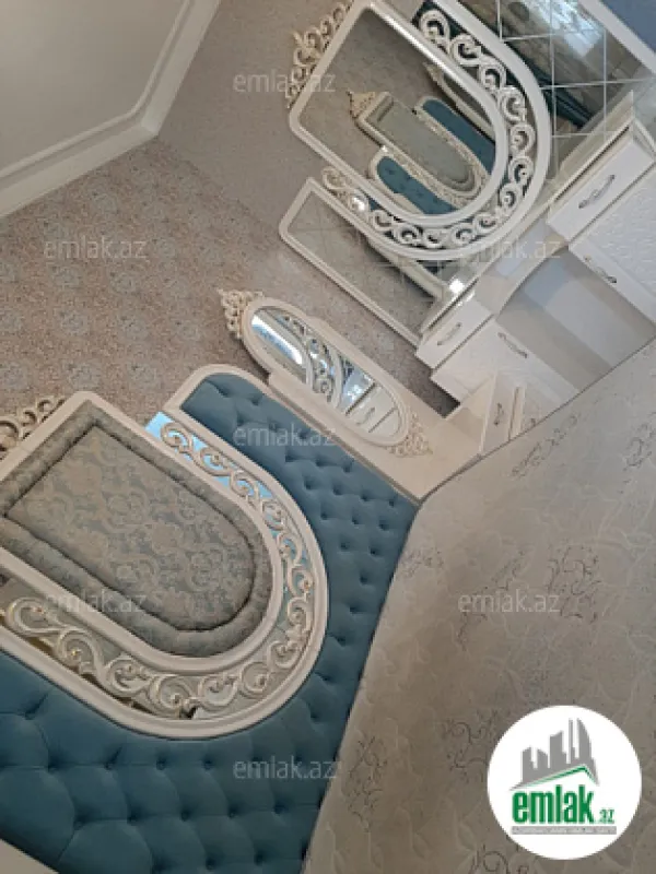 Satılır 2 otaqlı köhnə tikili 70 m²