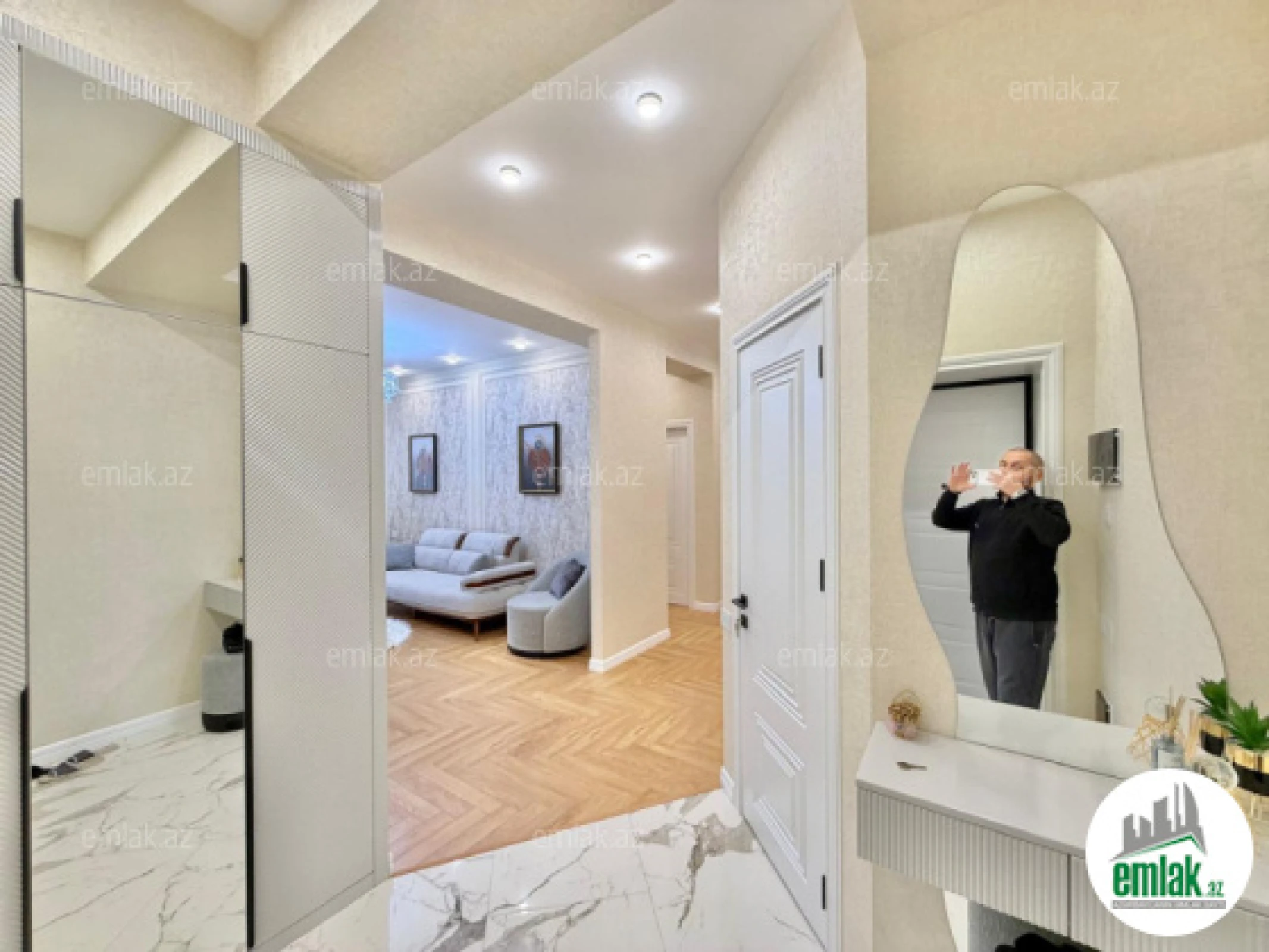 Satılır 3 otaqlı yeni tikili 100 m²