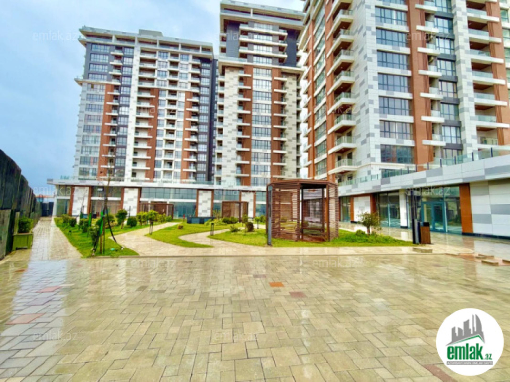 Satılır 3 otaqlı yeni tikili 100 m²