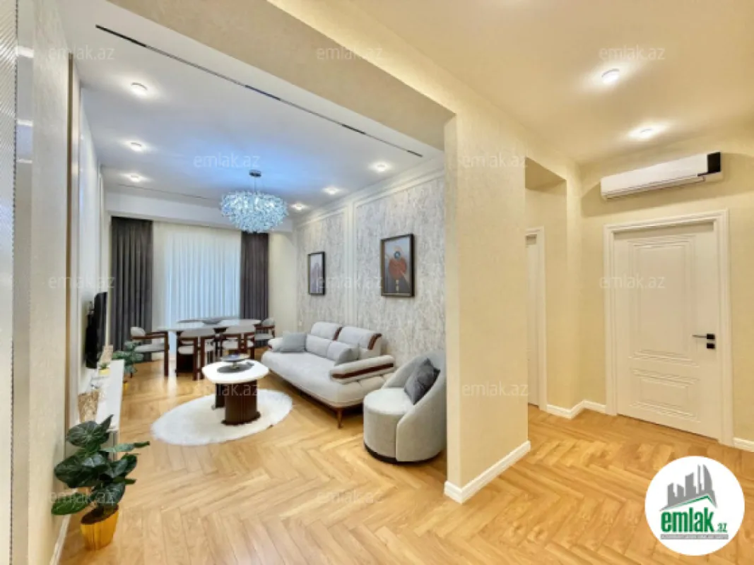 Satılır 3 otaqlı yeni tikili 100 m²