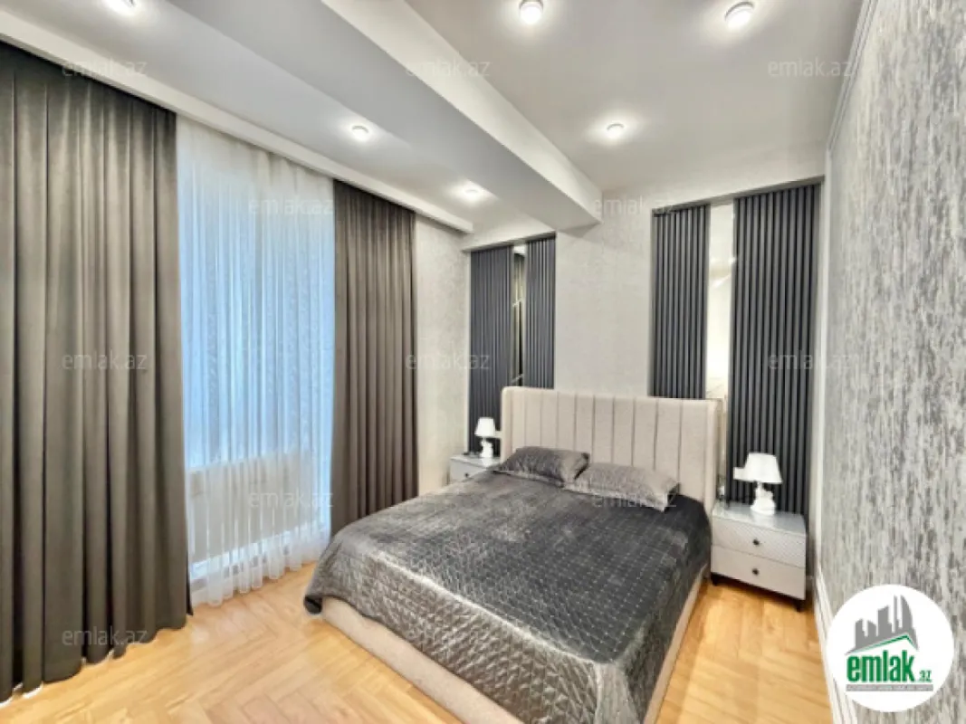 Satılır 3 otaqlı yeni tikili 100 m²