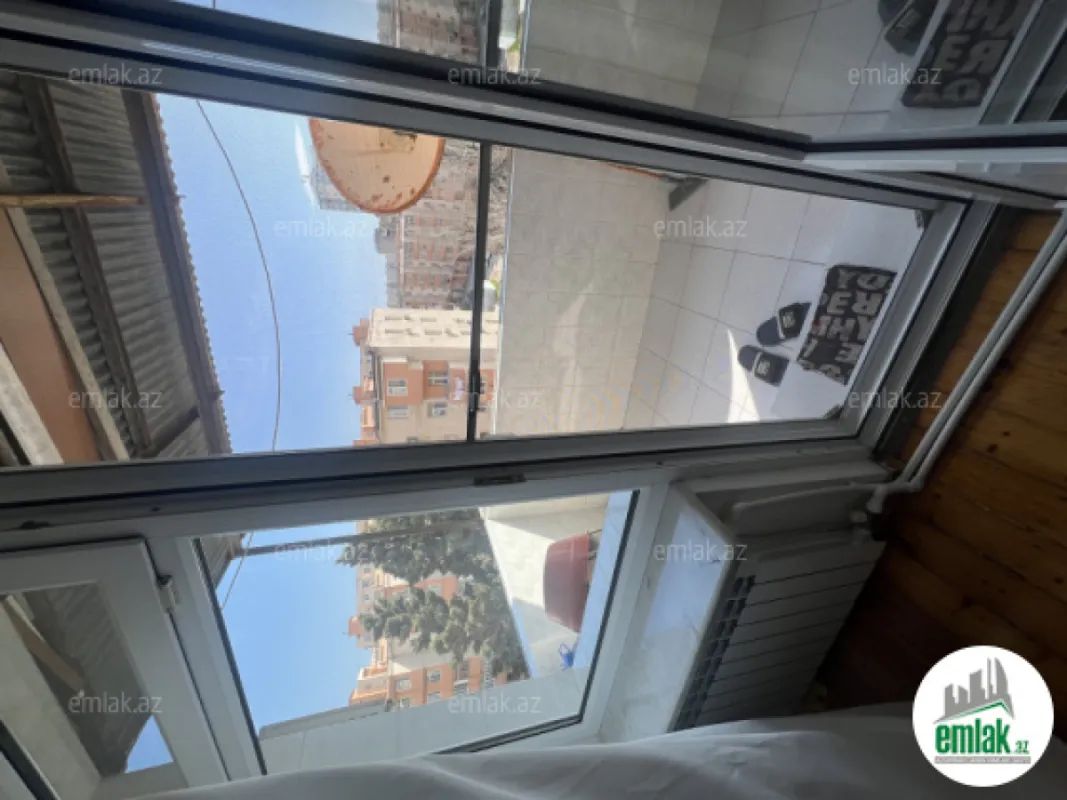 Satılır 3 otaqlı köhnə tikili 68 m²