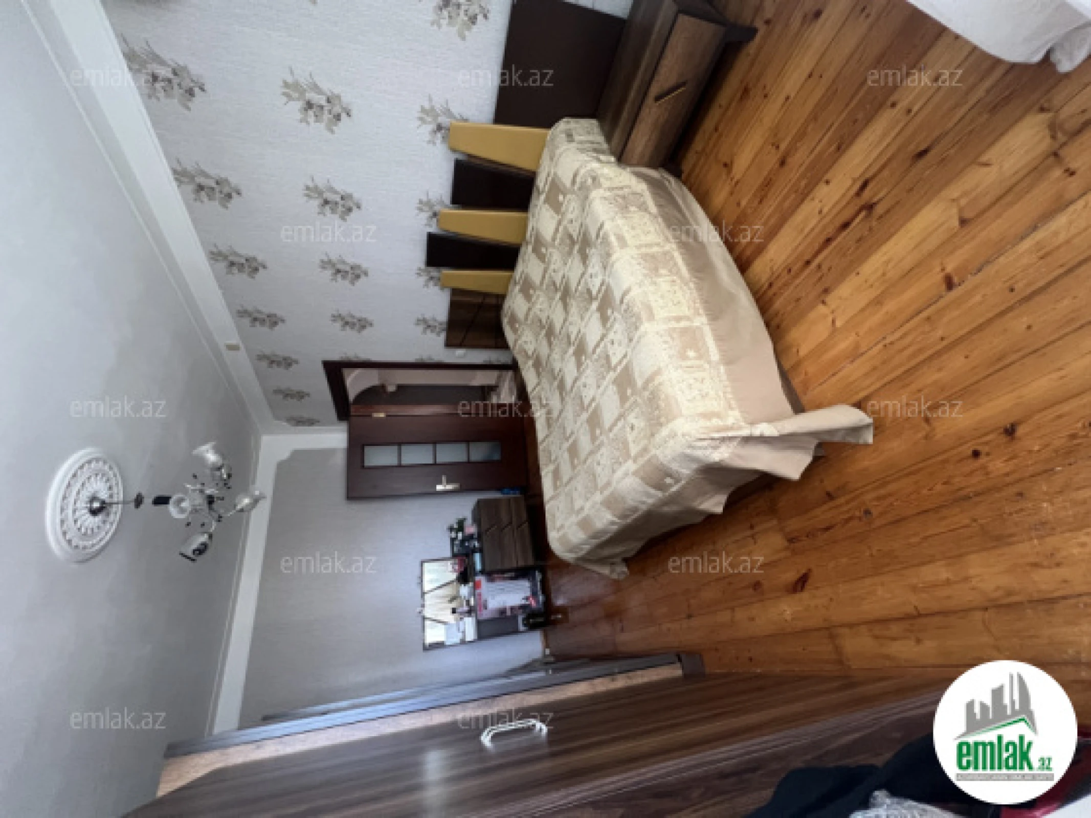 Satılır 3 otaqlı köhnə tikili 68 m²