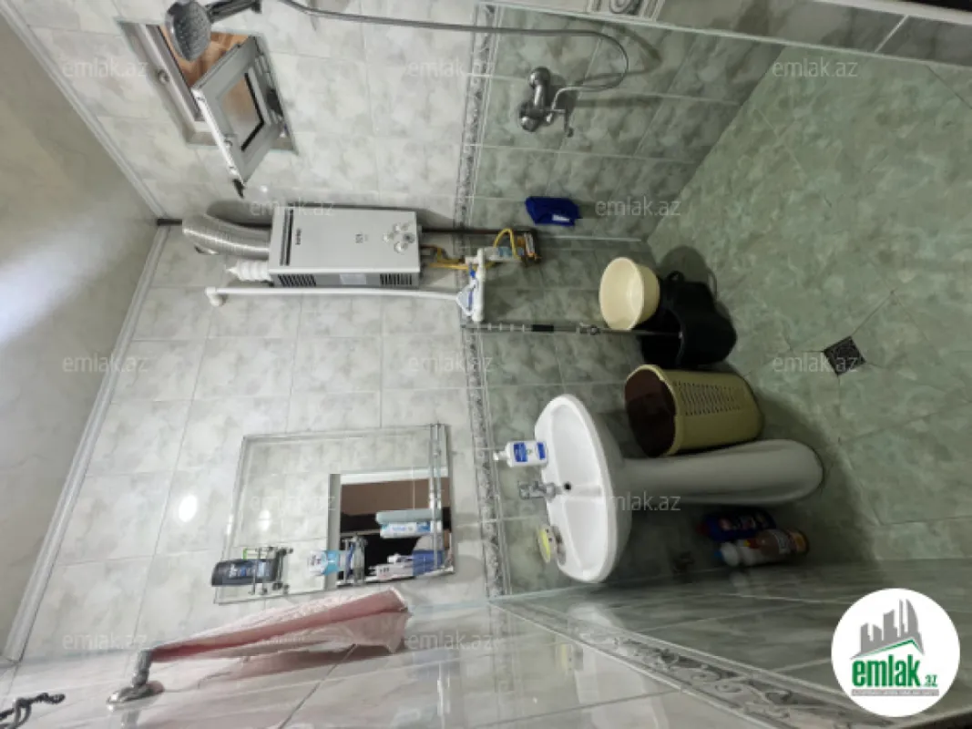 Satılır 3 otaqlı köhnə tikili 68 m²