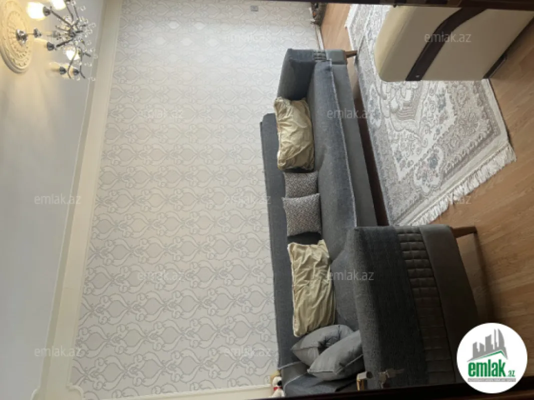 Satılır 3 otaqlı köhnə tikili 68 m²