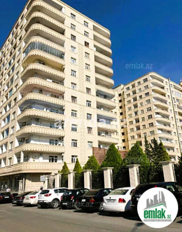 Satılır 5 otaqlı yeni tikili 245 m²