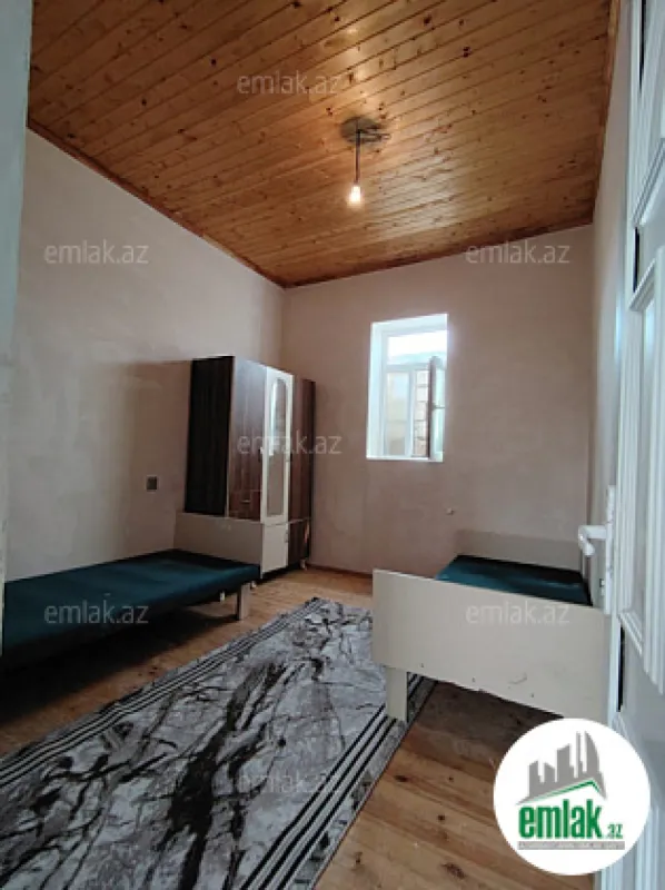 Satılır 2 otaqlı həyət evi 50 m²