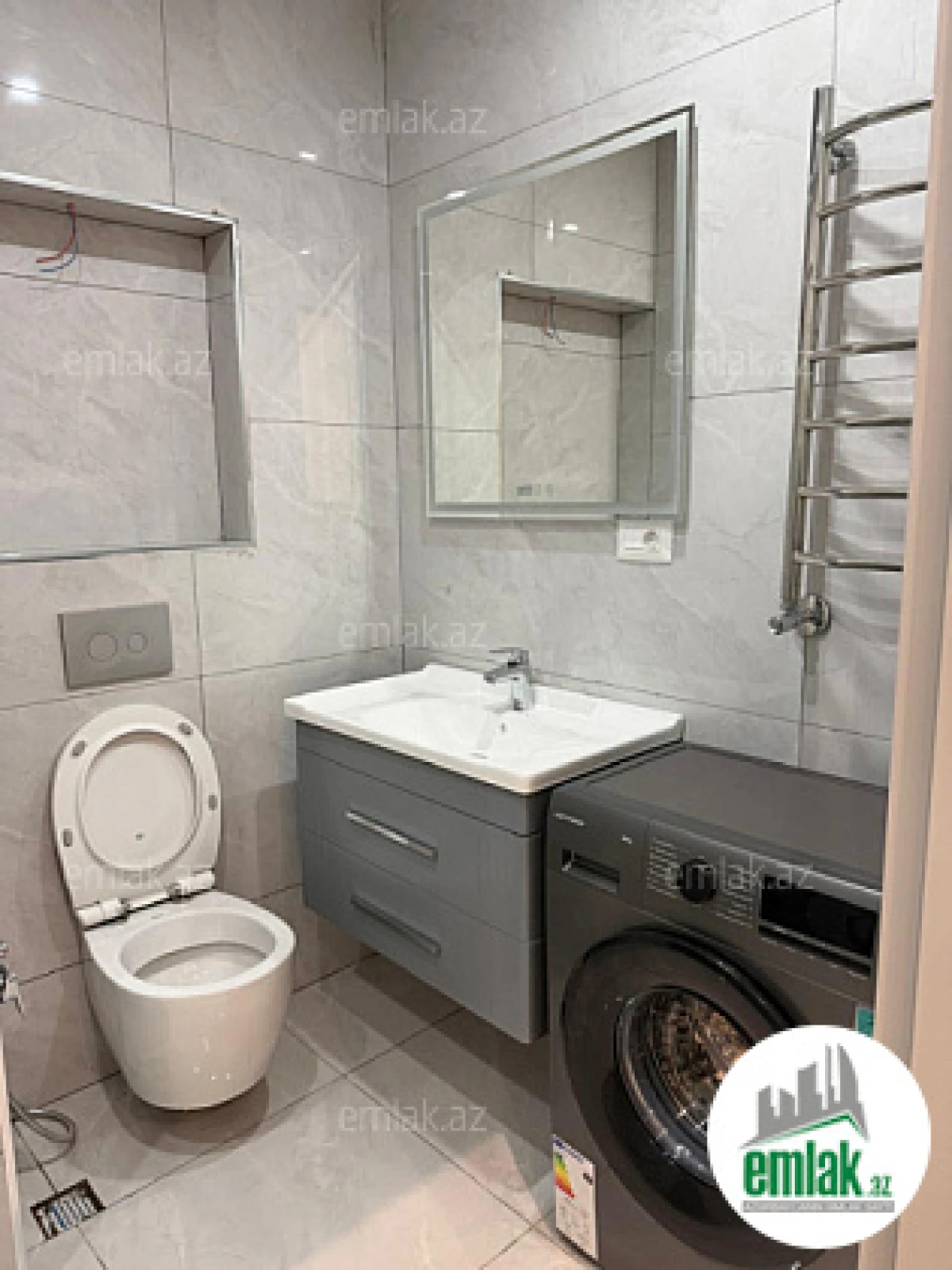 Satılır 2 otaqlı yeni tikili 91 m²