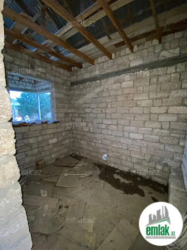 Satılır 2 otaqlı mənzil 75 m²