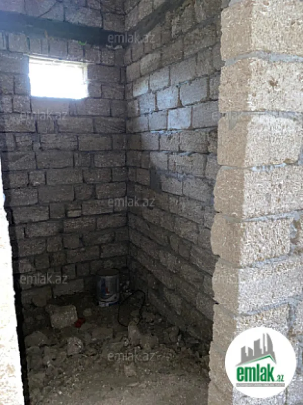 Satılır 2 otaqlı mənzil 75 m²