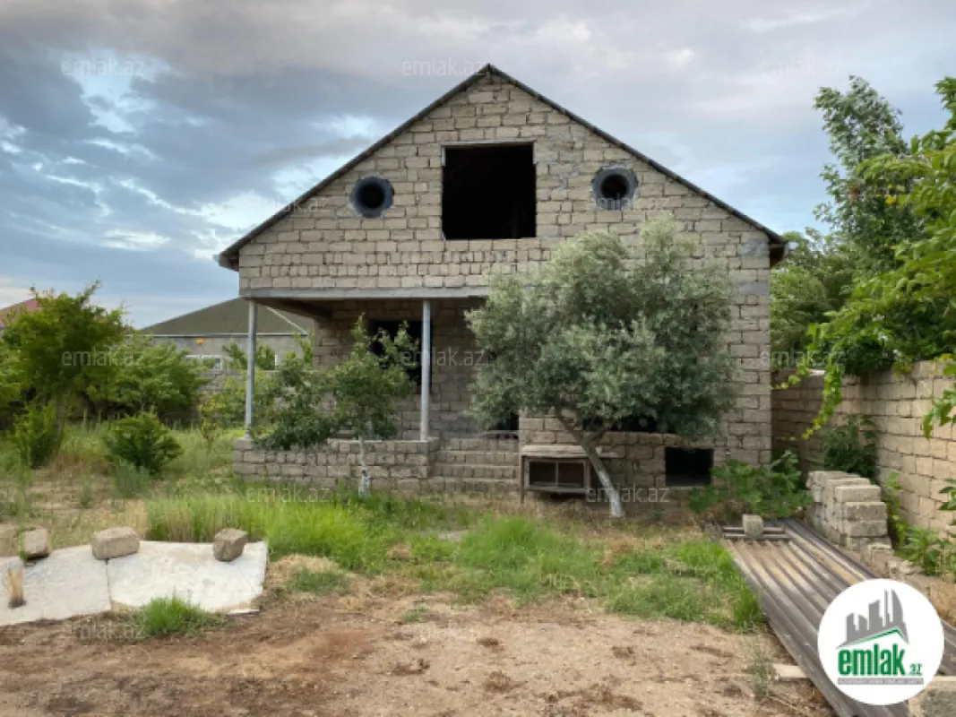 Satılır 2 otaqlı mənzil 75 m²