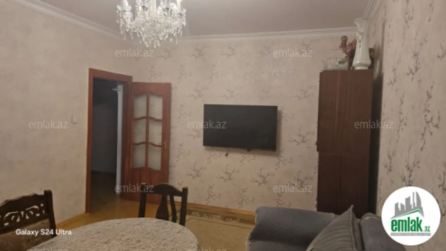 Satılır 3 otaqlı köhnə tikili 70 m²