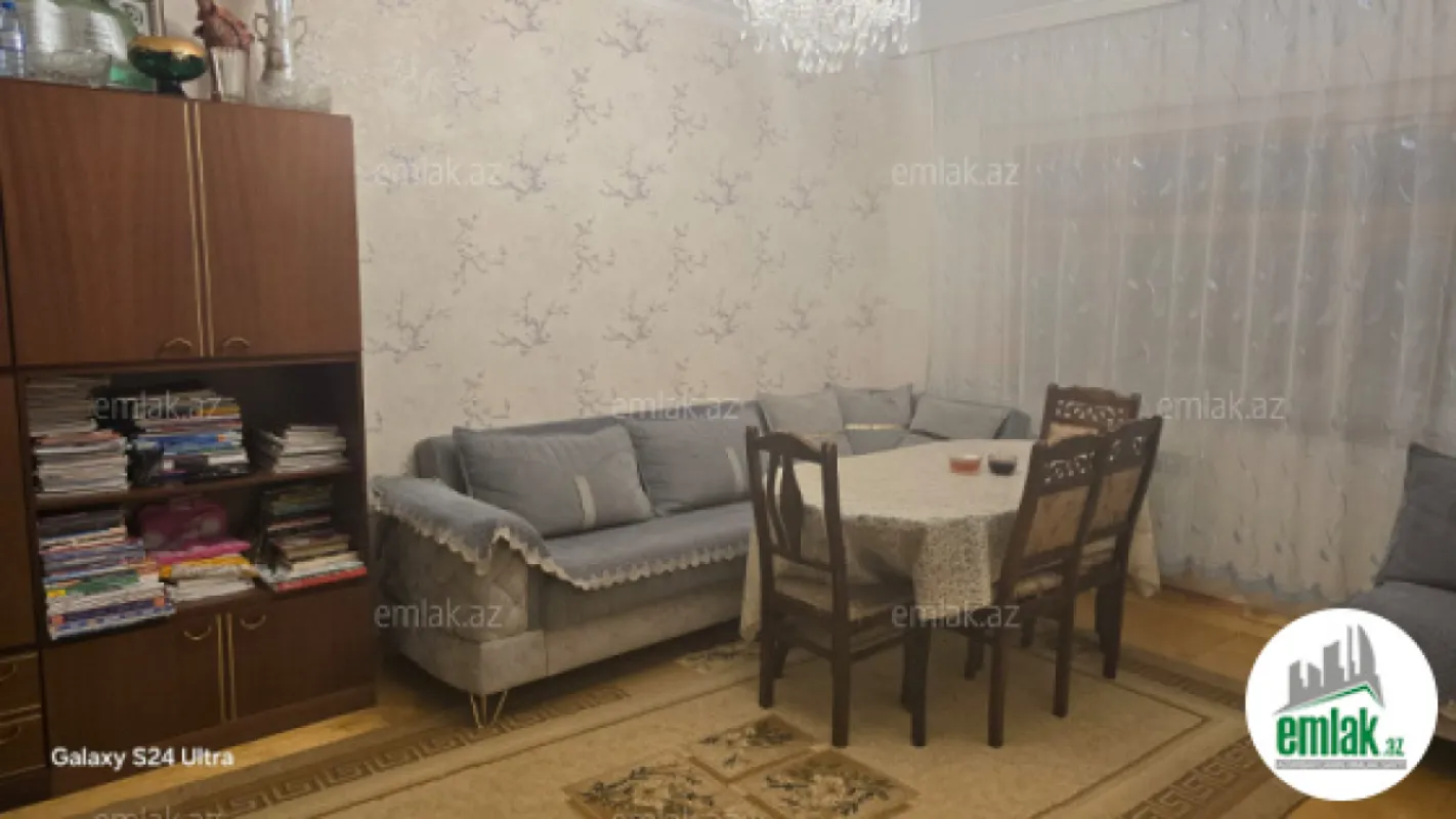 Satılır 3 otaqlı köhnə tikili 70 m²