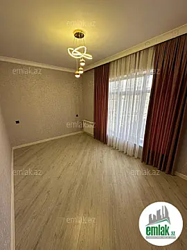 Satılır 5 otaqlı həyət evi 216 m²