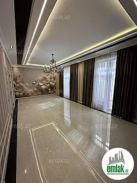 Satılır 5 otaqlı həyət evi 216 m²