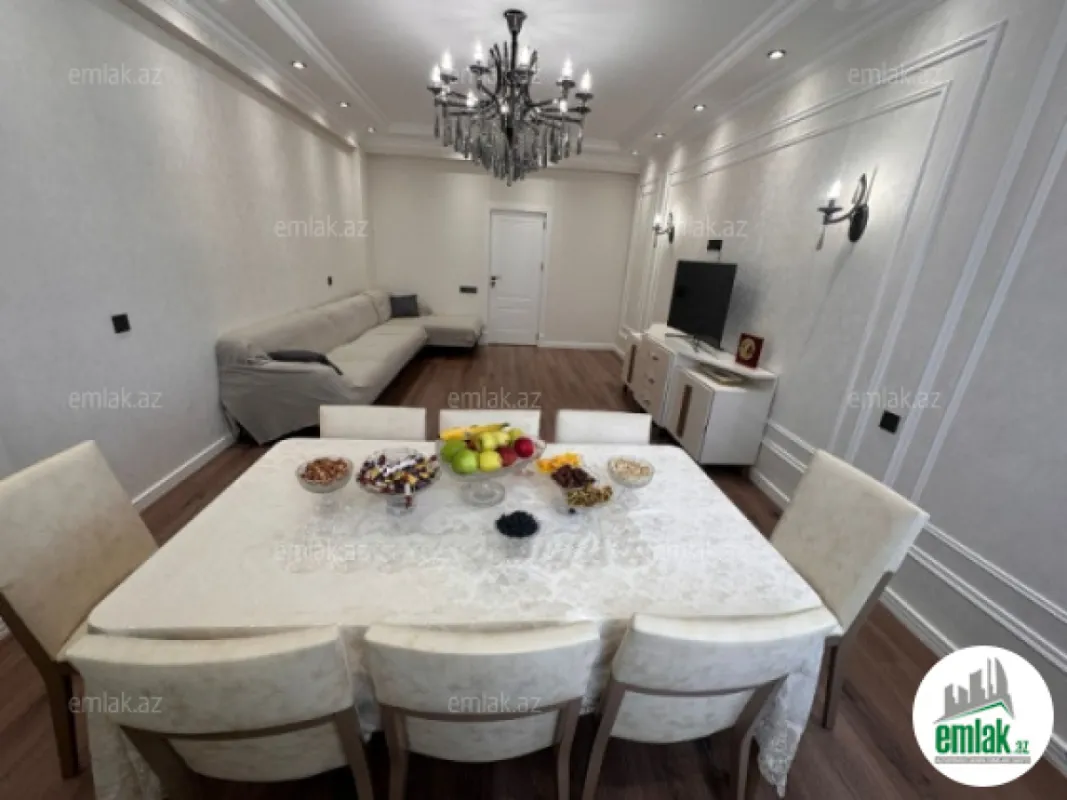 Satılır 3 otaqlı yeni tikili 135 m²