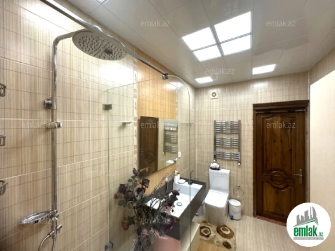 Satılır 4 otaqlı yeni tikili 125 m²