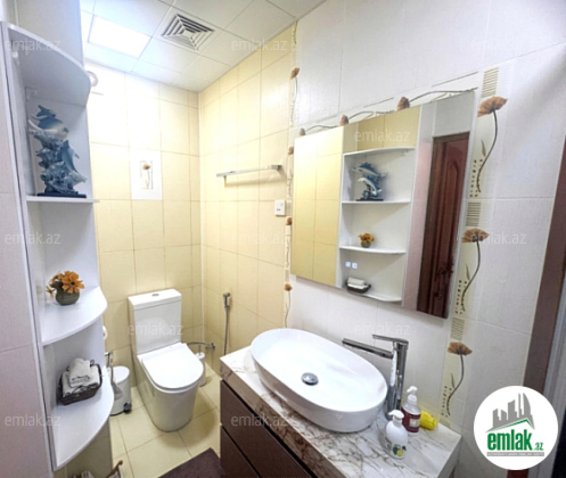 Satılır 4 otaqlı yeni tikili 125 m²