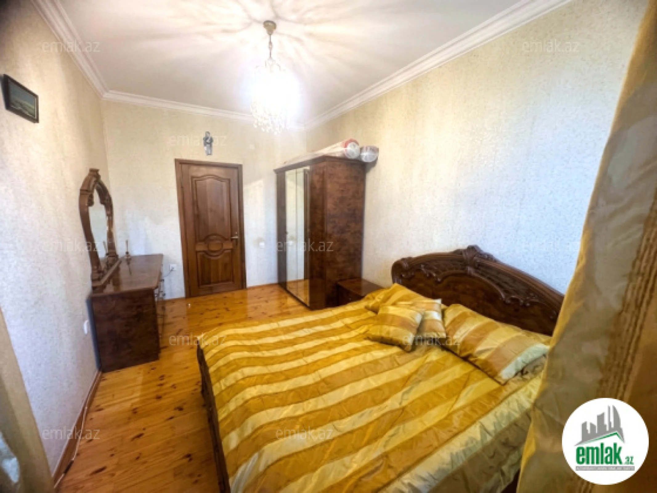 Satılır 4 otaqlı yeni tikili 125 m²