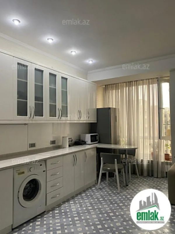 Satılır 2 otaqlı yeni tikili 100 m²