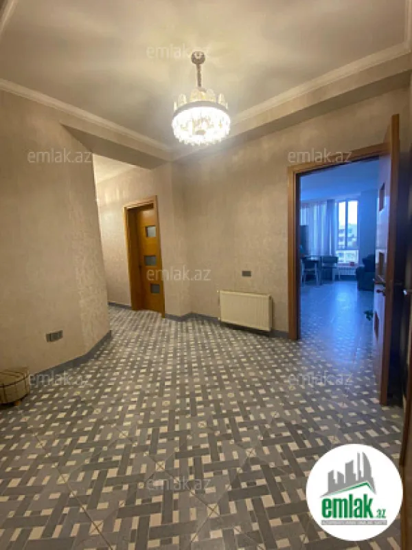 Satılır 2 otaqlı yeni tikili 100 m²