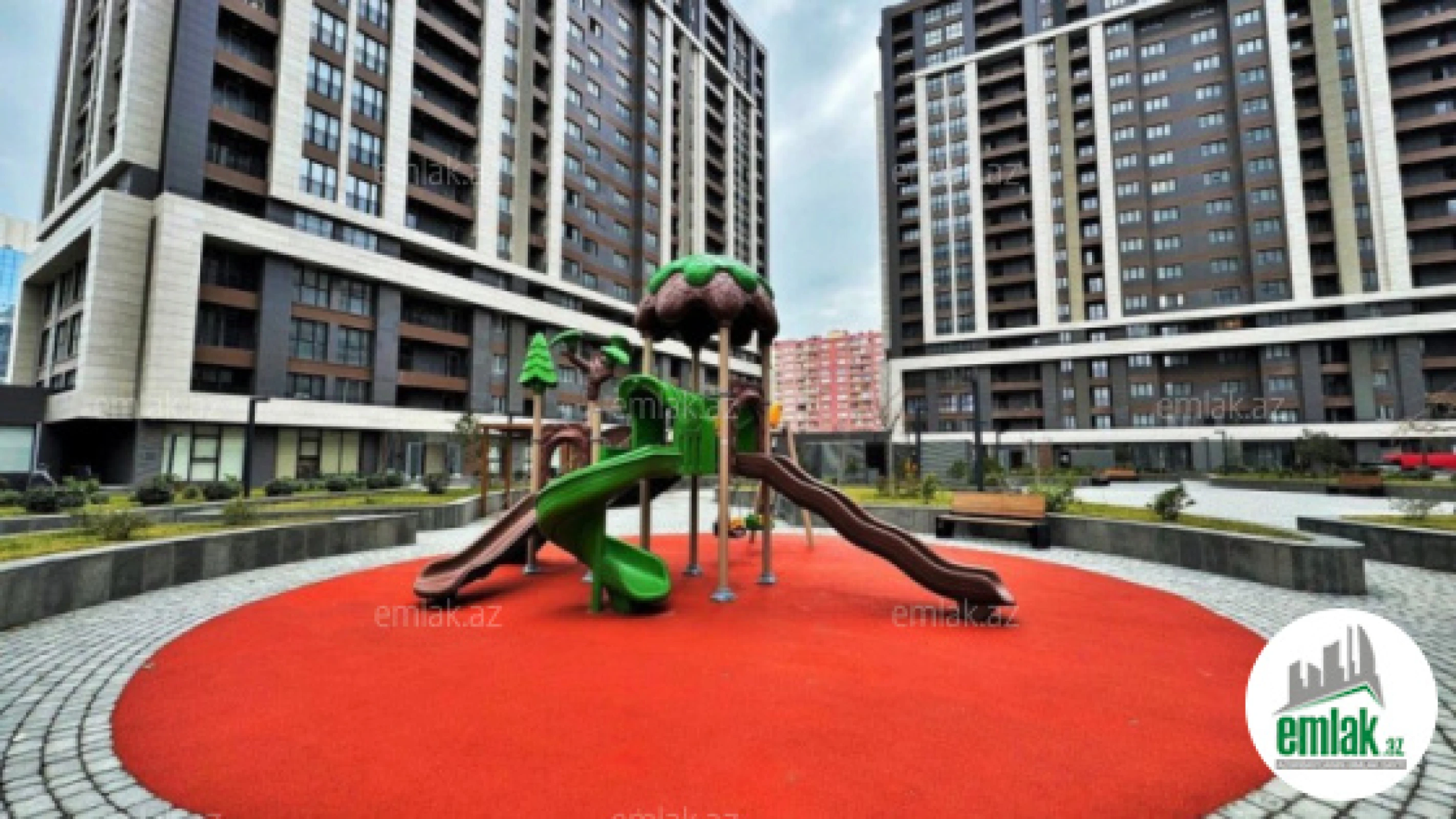 Satılır 3 otaqlı yeni tikili 170 m²