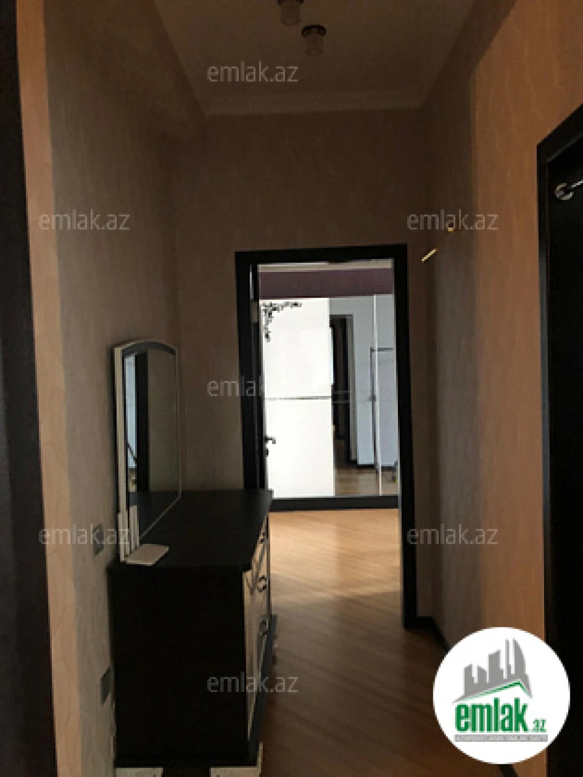 Satılır 3 otaqlı yeni tikili 92 m²