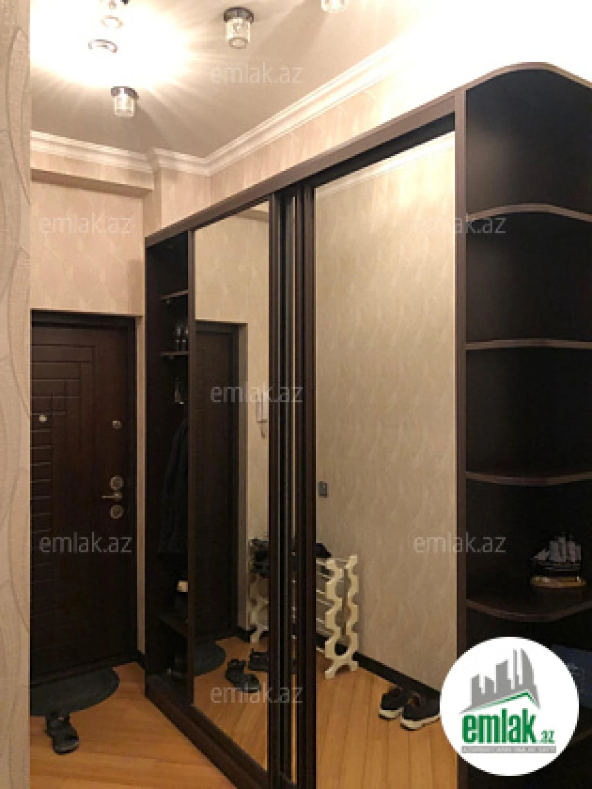 Satılır 3 otaqlı yeni tikili 92 m²