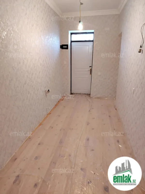 Satılır 5 otaqlı həyət evi 180 m²