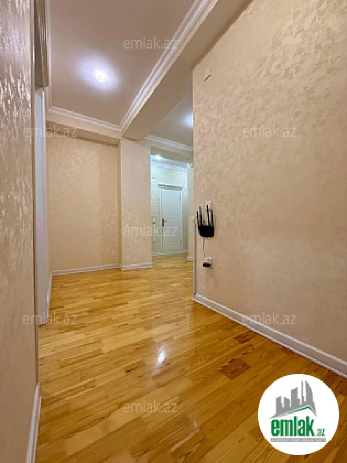 Satılır 2 otaqlı yeni tikili 93 m²