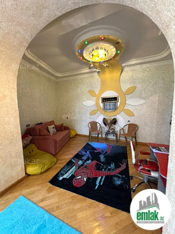 Satılır 4 otaqlı yeni tikili 185 m²