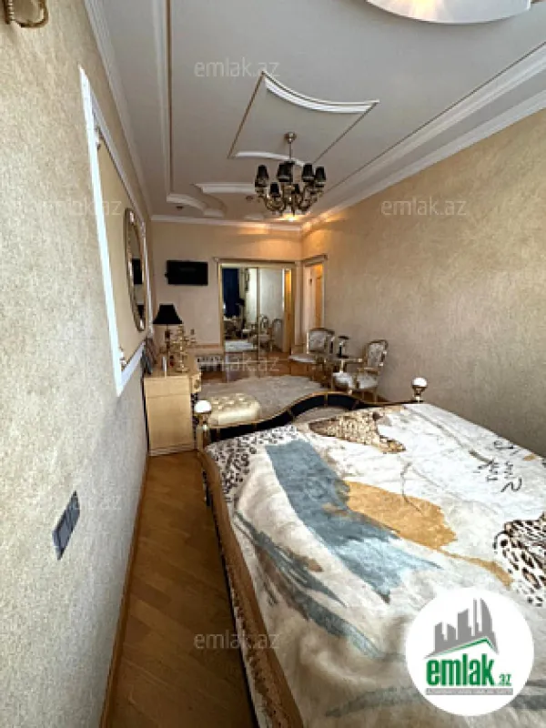 Satılır 4 otaqlı yeni tikili 185 m²