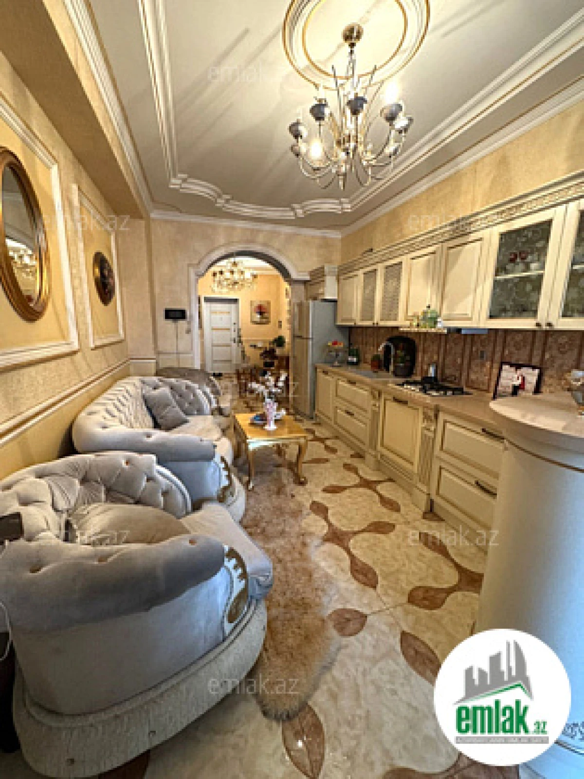 Satılır 4 otaqlı yeni tikili 185 m²