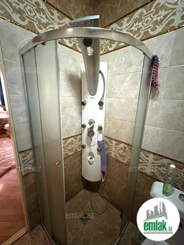 Satılır 4 otaqlı yeni tikili 185 m²