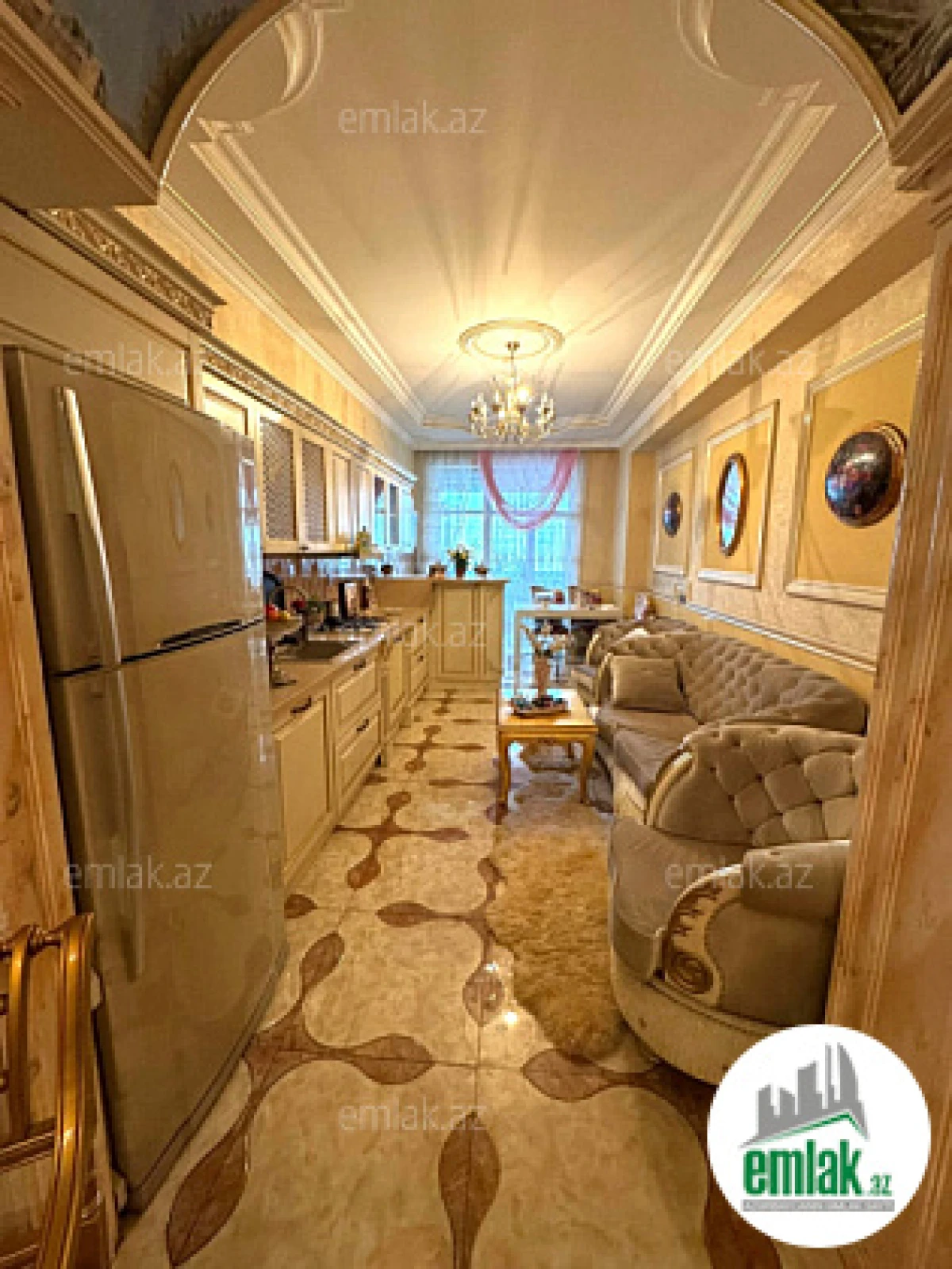 Satılır 4 otaqlı yeni tikili 185 m²