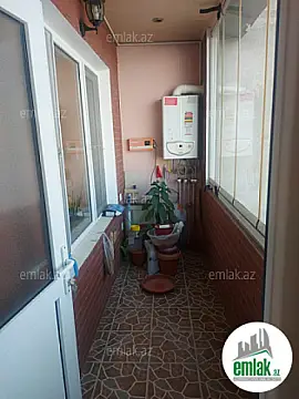 Satılır 3 otaqlı köhnə tikili 80 m²