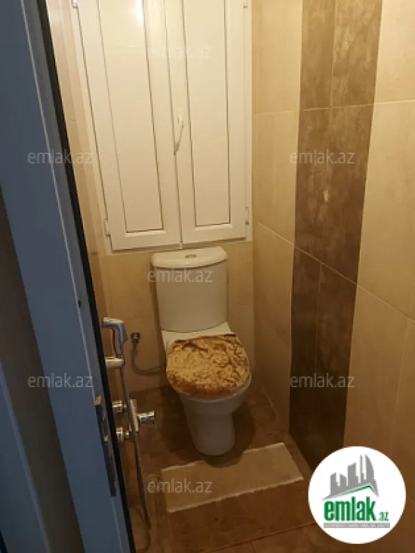Satılır 3 otaqlı köhnə tikili 80 m²