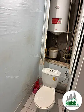 Satılır 2 otaqlı köhnə tikili 60 m²