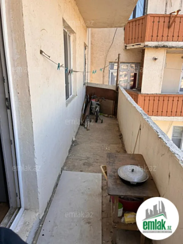 Satılır 2 otaqlı köhnə tikili 60 m²