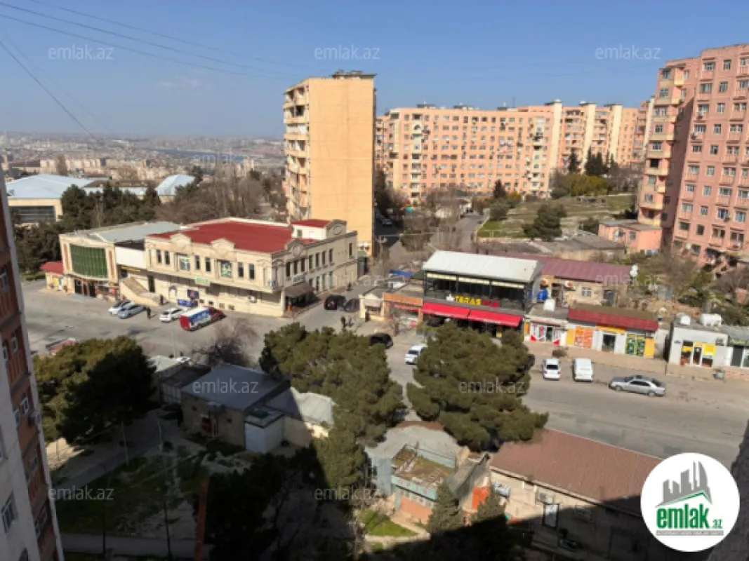 Satılır 2 otaqlı köhnə tikili 60 m²