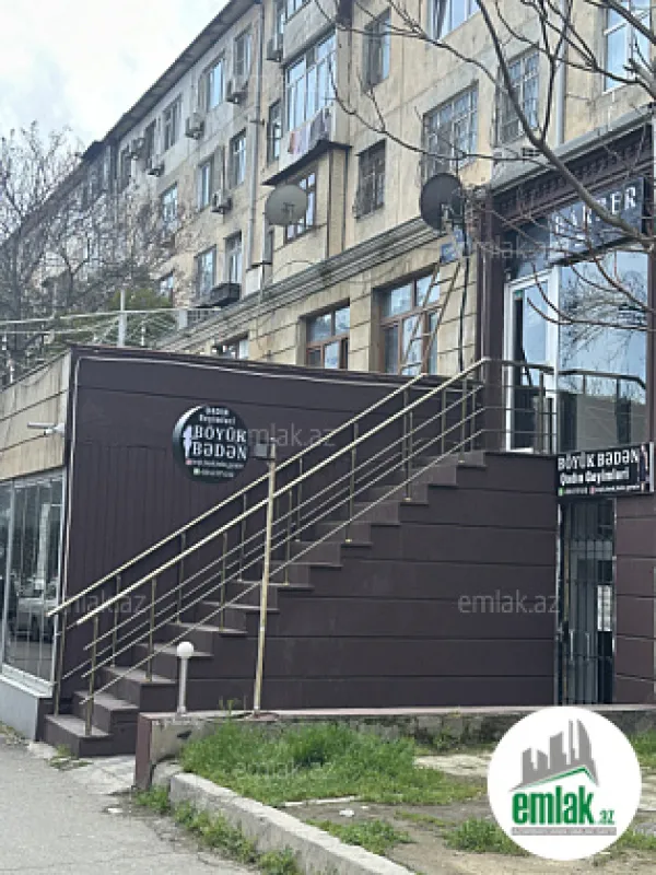 Satılır 10 otaqlı obyekt 330 m²