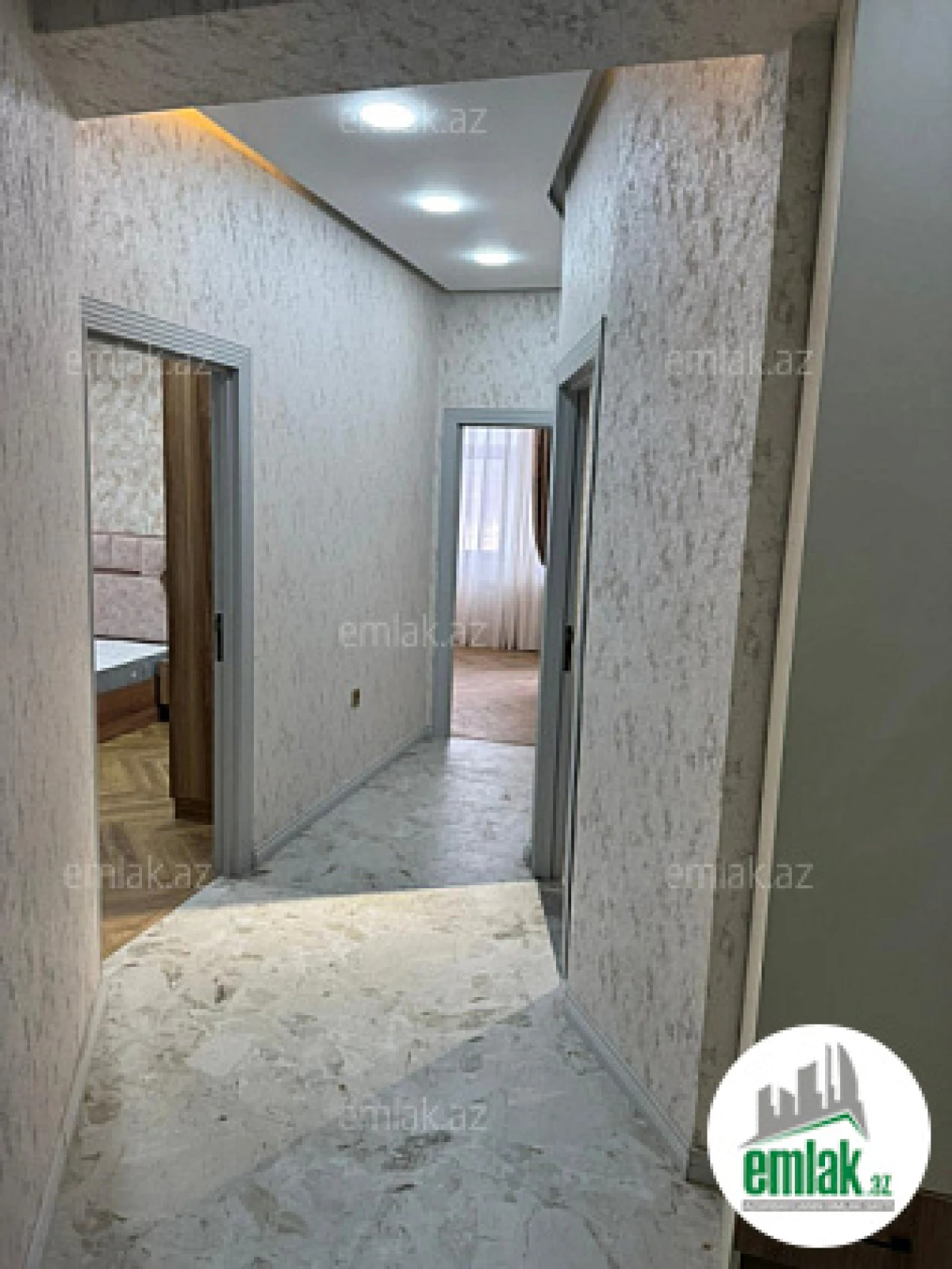 Satılır 2 otaqlı yeni tikili 71 m²
