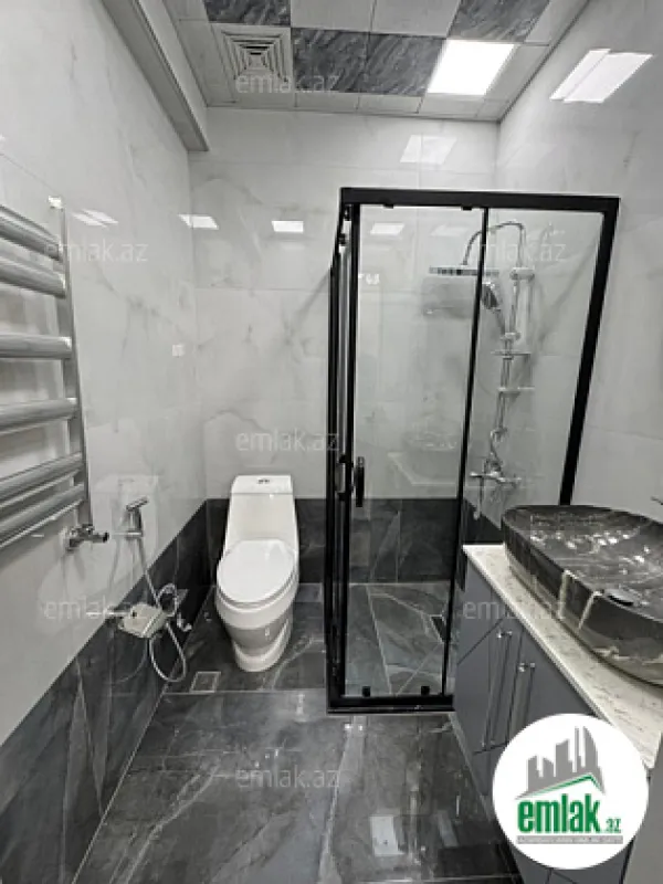 Satılır 2 otaqlı yeni tikili 71 m²