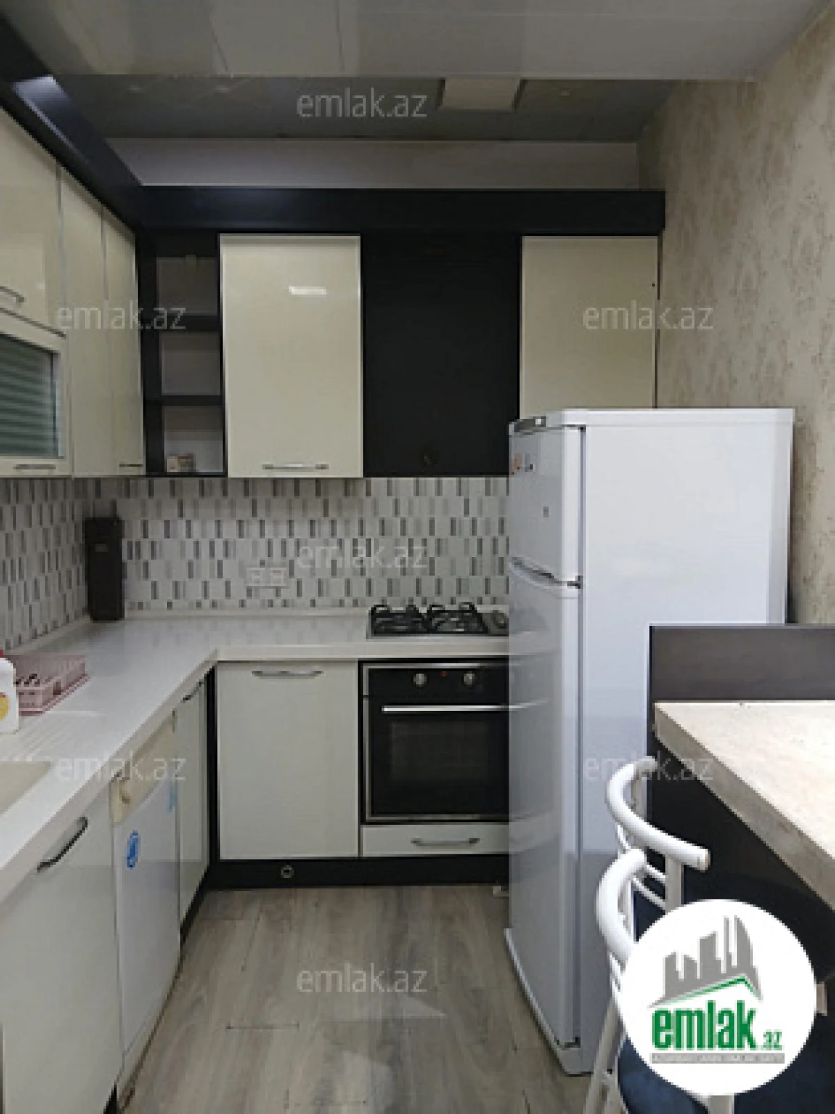 Satılır 3 otaqlı yeni tikili 103 m²