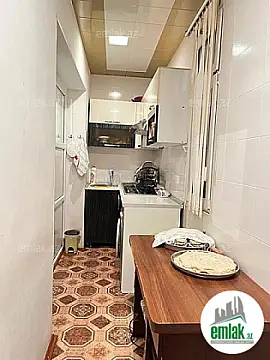 Satılır 3 otaqlı köhnə tikili 52.6 m²