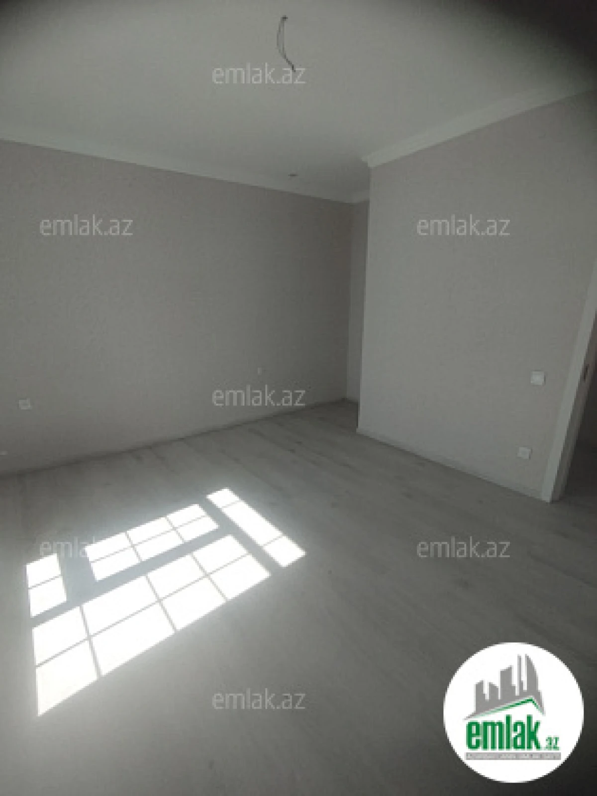 Satılır 4 otaqlı həyət evi 155 m²