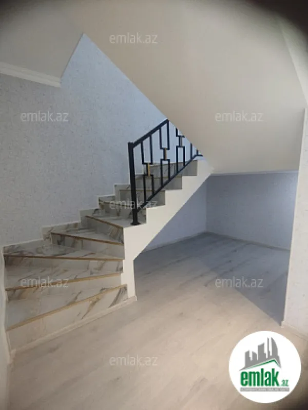 Satılır 4 otaqlı həyət evi 155 m²
